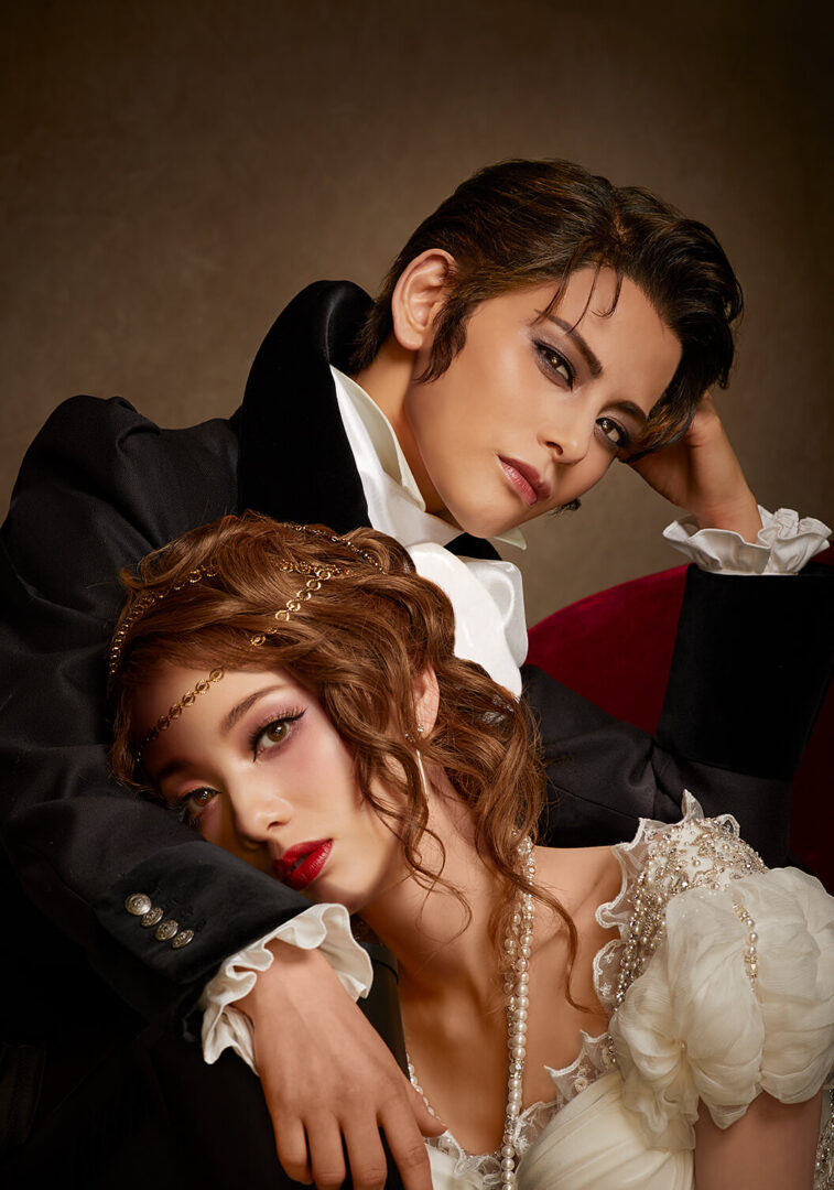 朝美 絢、夢白 あや